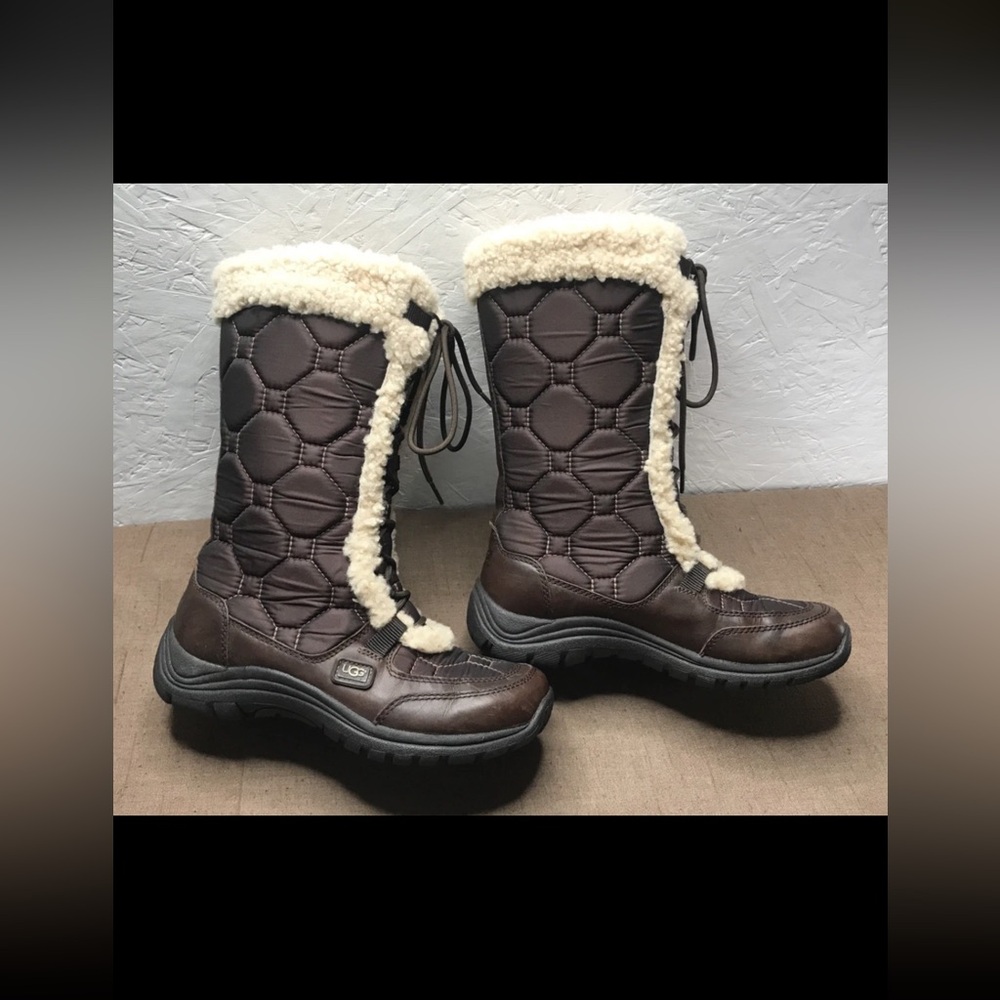 UGG Capstone Women's Waterproof Boots Brown Leather Genuine Sheepskin Size 6
